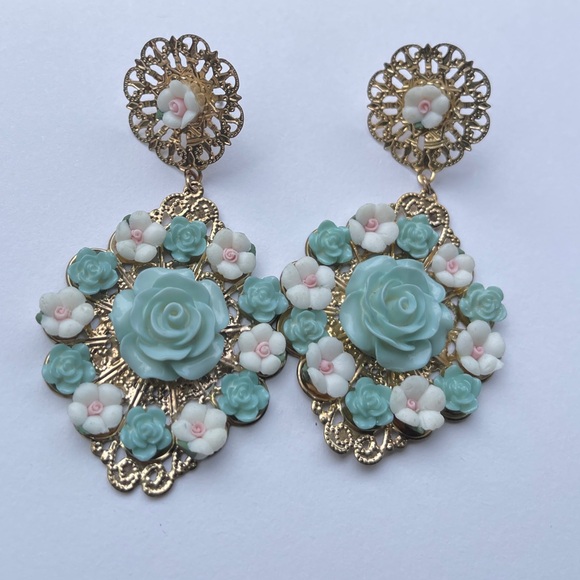 Gold Filigree Rose Earrings dangle drop flowers boho renaissance vintage large - Picture 2 of 10